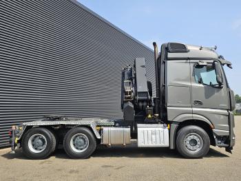 Arocs 2658 6x4 / HMF 40 t/m - 21.3 mtr / WINCH